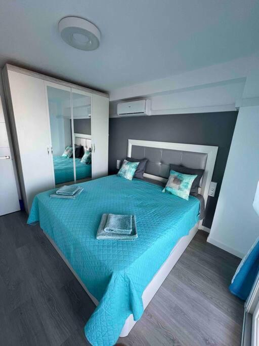 Ferienwohnung Miramar V Torrevieja Extérieur photo